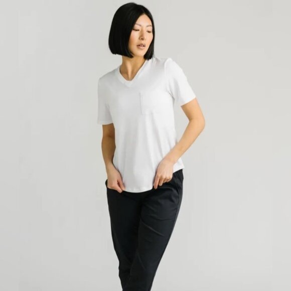 ZYIA White Women’s Go To Pocket Shirt - Picture 4 of 7